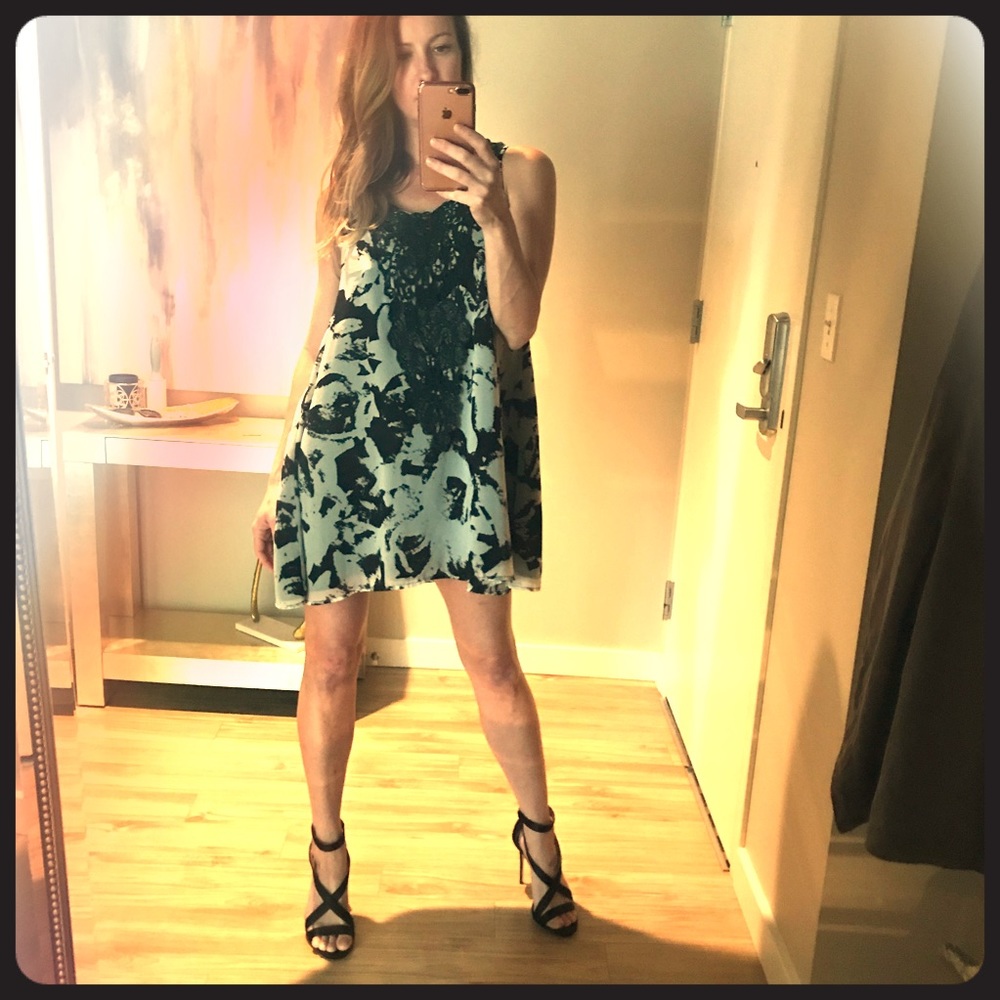 Staple one size dress
